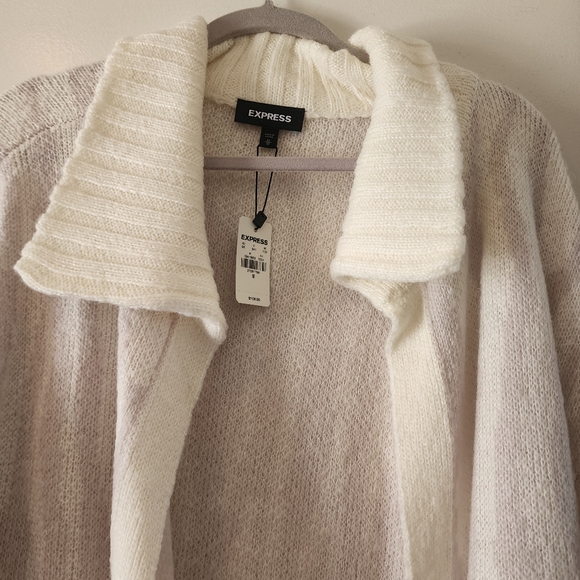 NWT Express Long Cardigan Sweater Cream with Subtle Lavendar Animal Print Size M - Picture 6 of 10